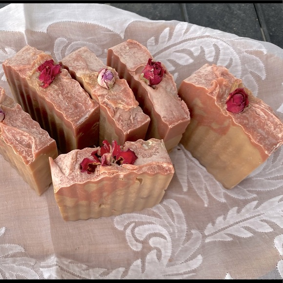 COPY - Goat’s Milk Rose-Vanilla (Turkey 🌹 tea) handmade natural soap, artisan s… - Picture 5 of 5
